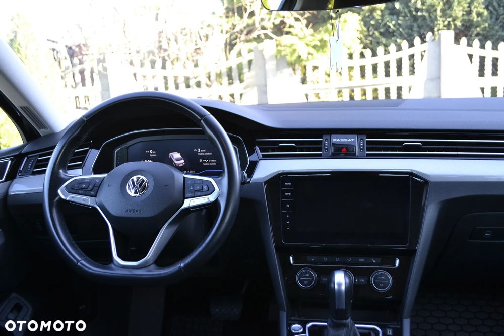 Volkswagen Passat 2.0 TSI Business DSG - 39