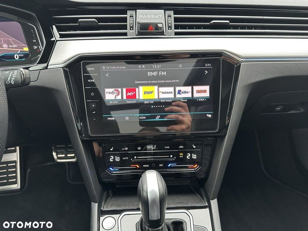 Volkswagen Passat Variant - 18