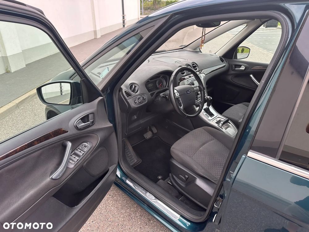 Ford Galaxy 2.0 TDCi Ghia - 10