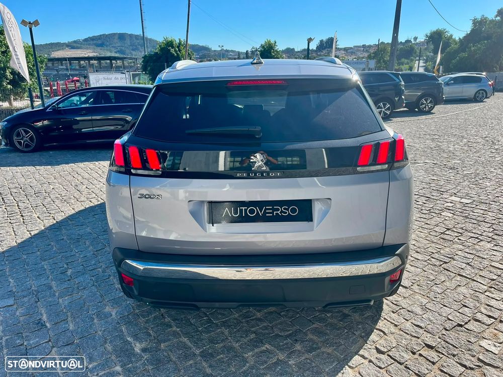 Peugeot 3008 1.2 PureTech Allure EAT8 - 8