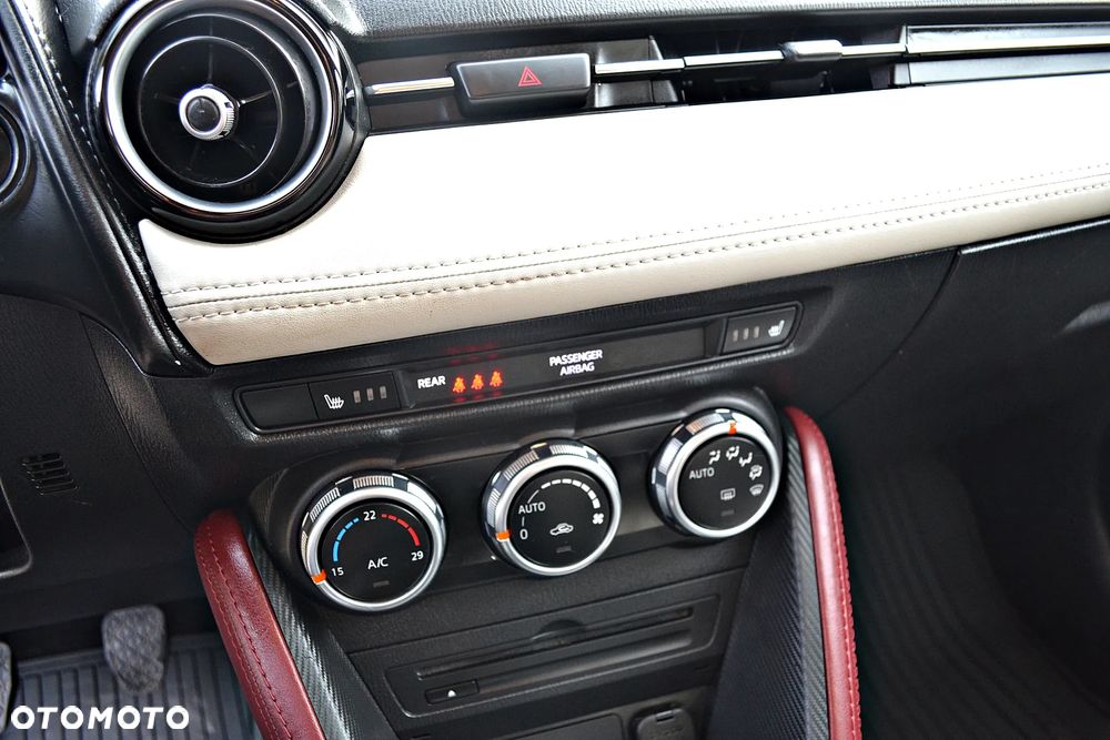 Mazda CX-3 SKYACTIV-D 105 FWD Exclusive-Line - 32