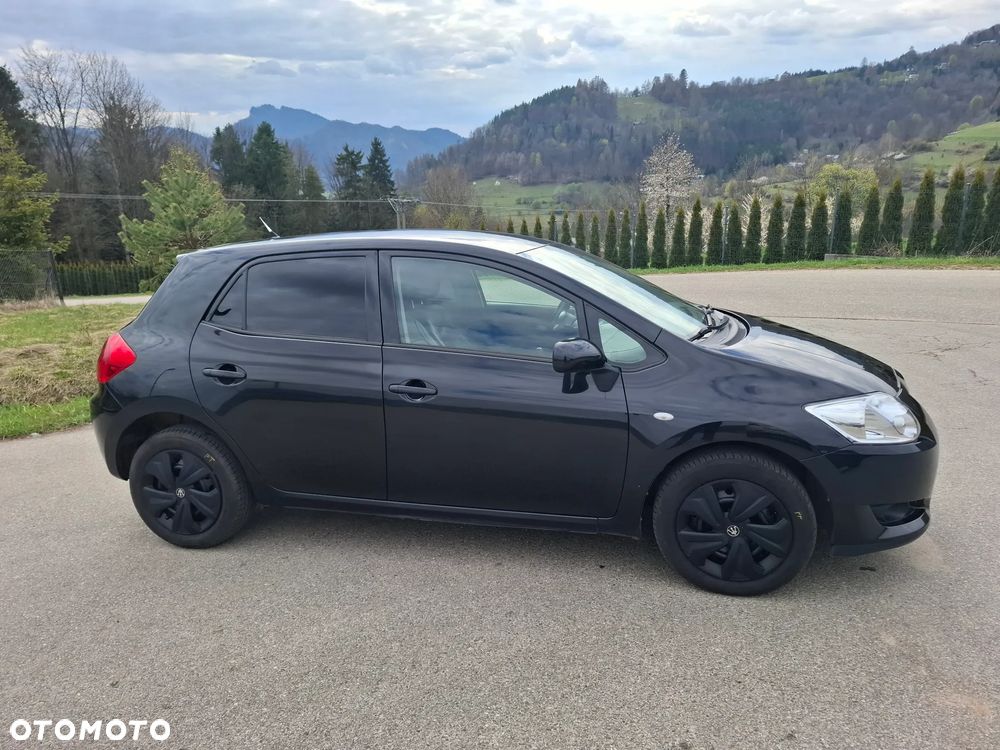 Toyota Auris 1.6 VVT-i Luna - 1