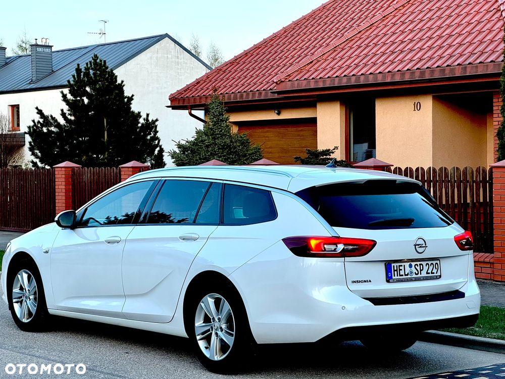 Opel Insignia - 11
