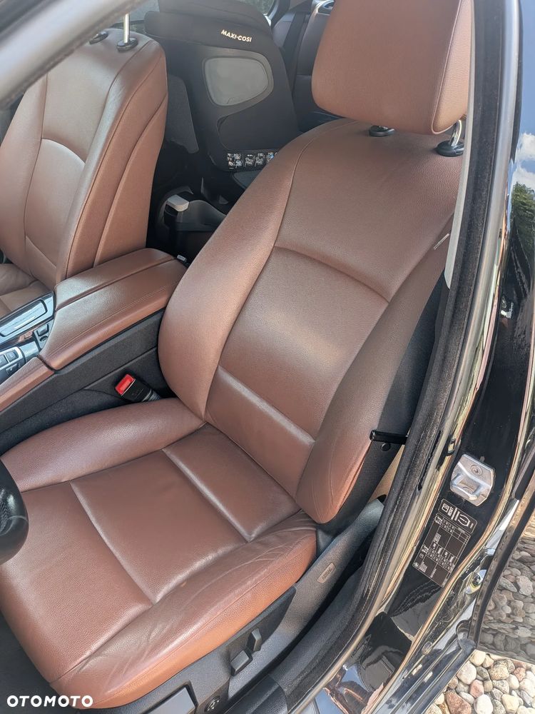 BMW Seria 5 520d - 15