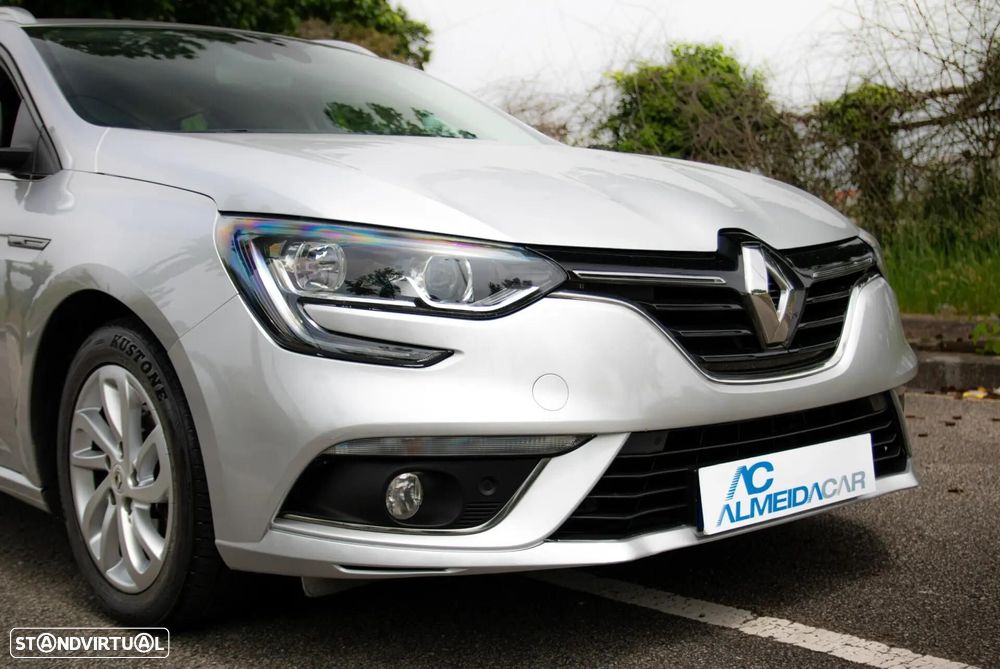 Renault Mégane Sport Tourer BLUE dCi 115 EDC BUSINESS EDITION - 39