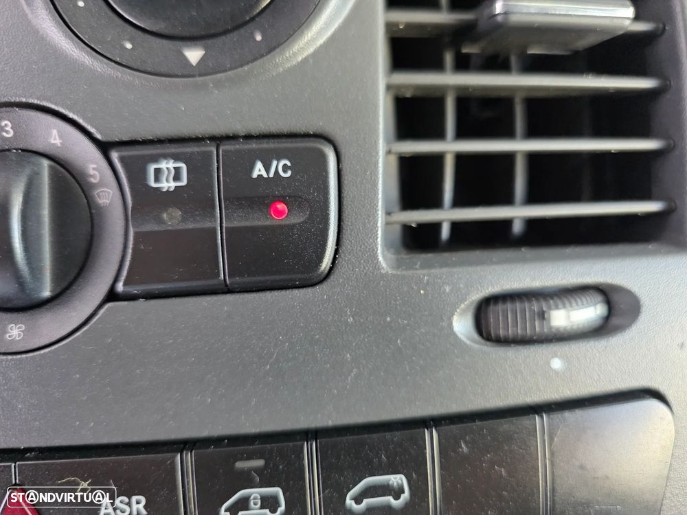 Mercedes-Benz Vito 113 CDI lang - Automática - Tecto Alto - 8