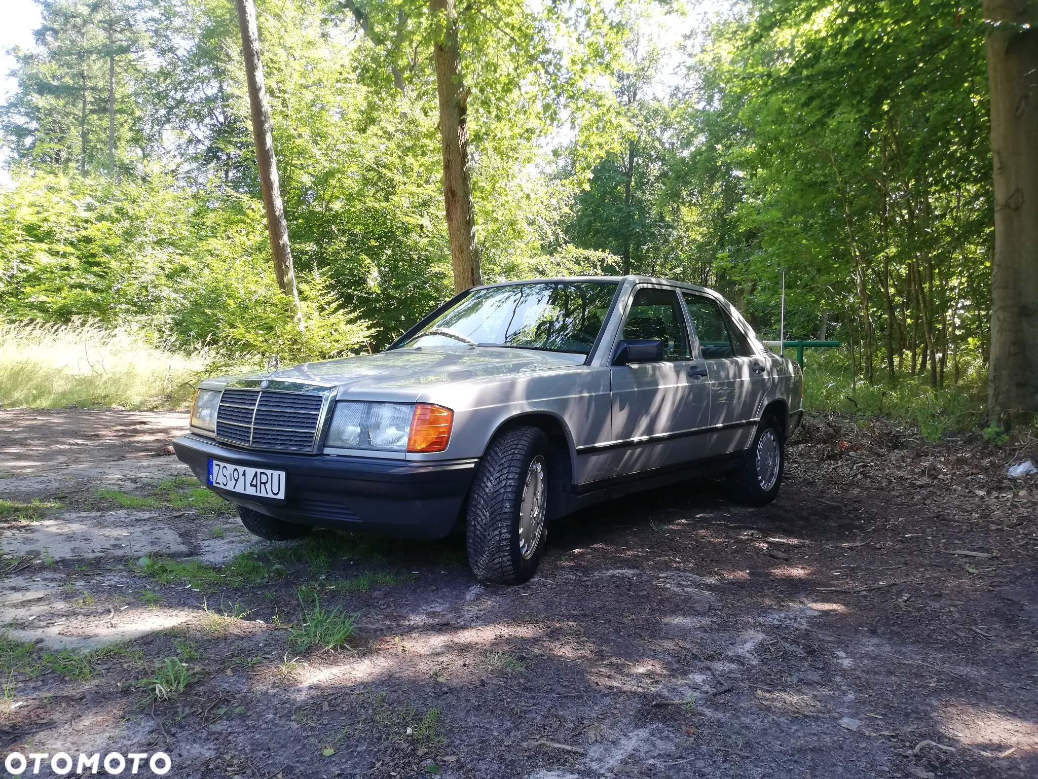 Mercedes-Benz W201 (190) - 16