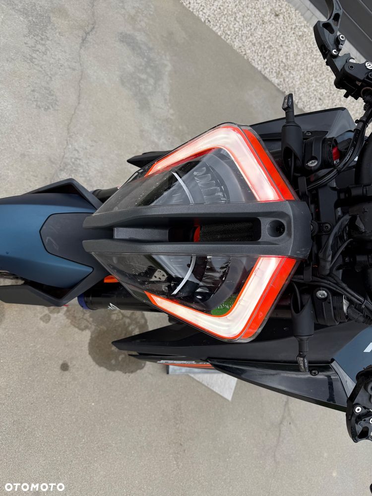 KTM Super Duke - 14