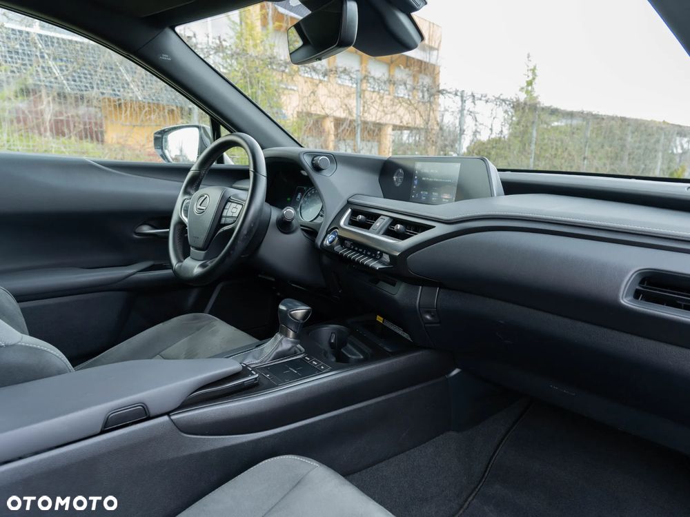 Lexus UX ver-250h-gpf-prestige-2wd - 20