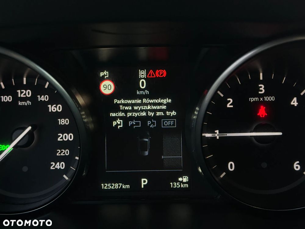 Land Rover Discovery Sport 2.0 TD4 HSE Luxury - 38