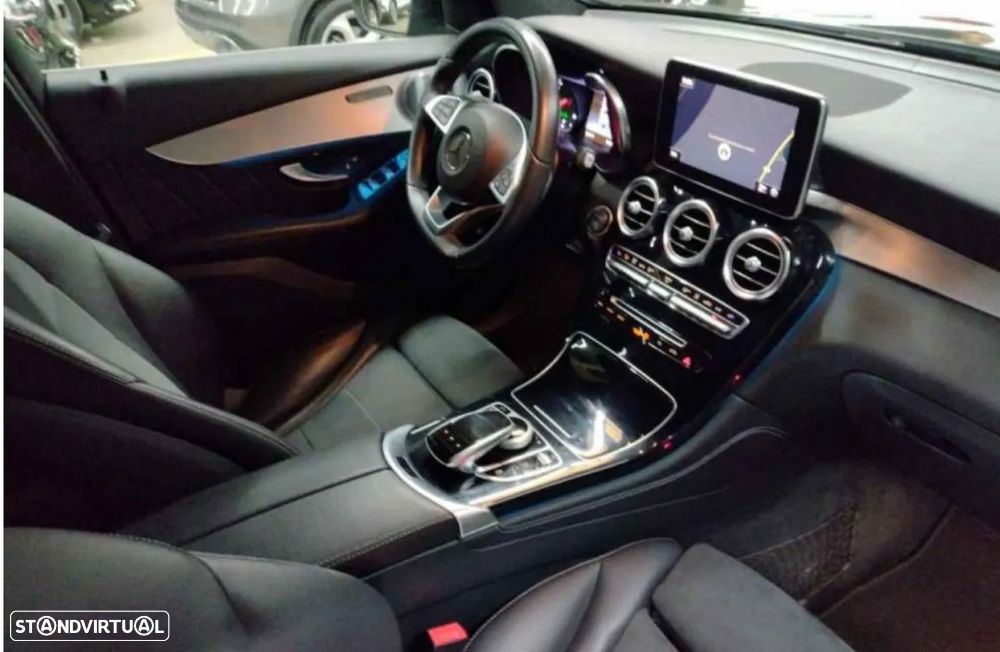 Mercedes-Benz GLC 350 e Coupé AMG Line 4-Matic - 12