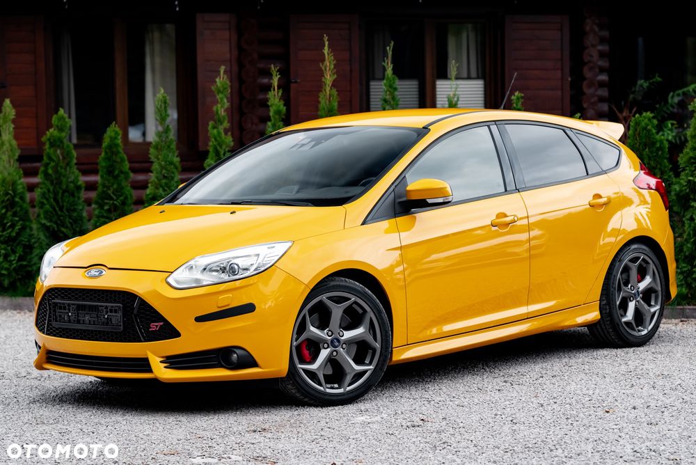 Ford Focus 2.0 EcoBoost ST - 3
