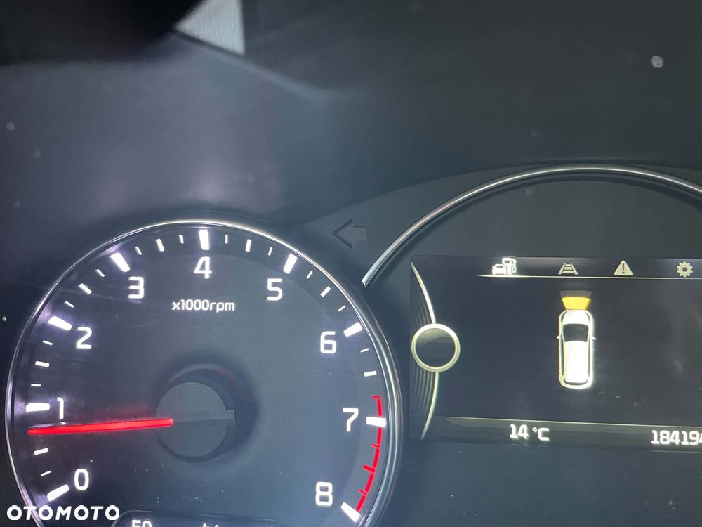 Kia Carens 1.6 GDI Fifa World Cup Edition - 17