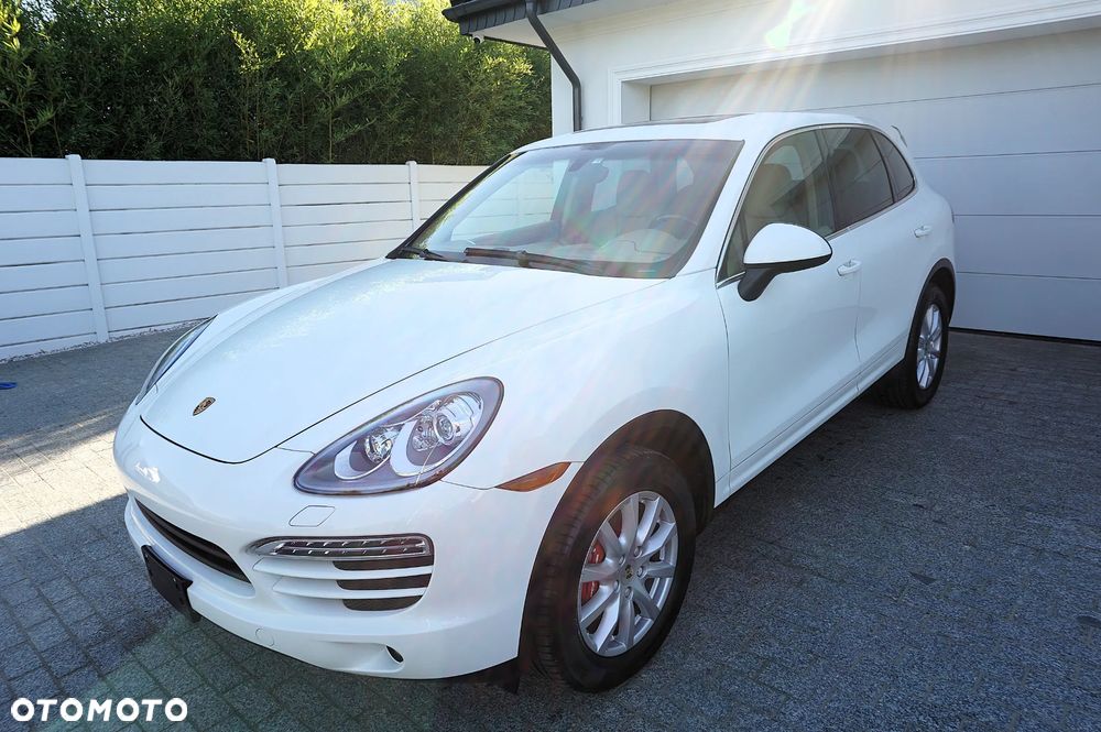Porsche Cayenne - 4