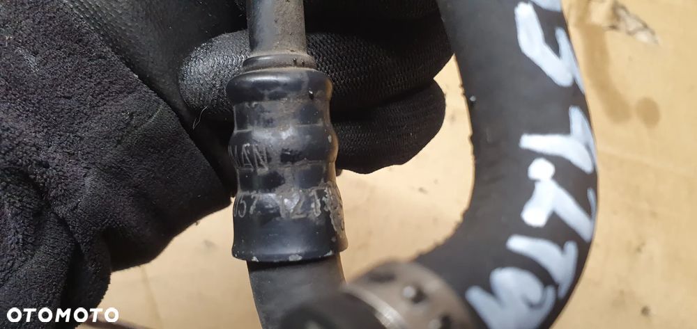 Przewód wąż rurka wody turbiny Audi A8 D3 4.2 TDI 057121598H - 7