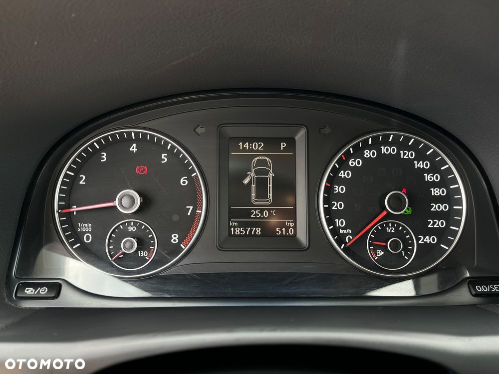 Volkswagen Touran 1.4 TSI DSG MATCH - 11