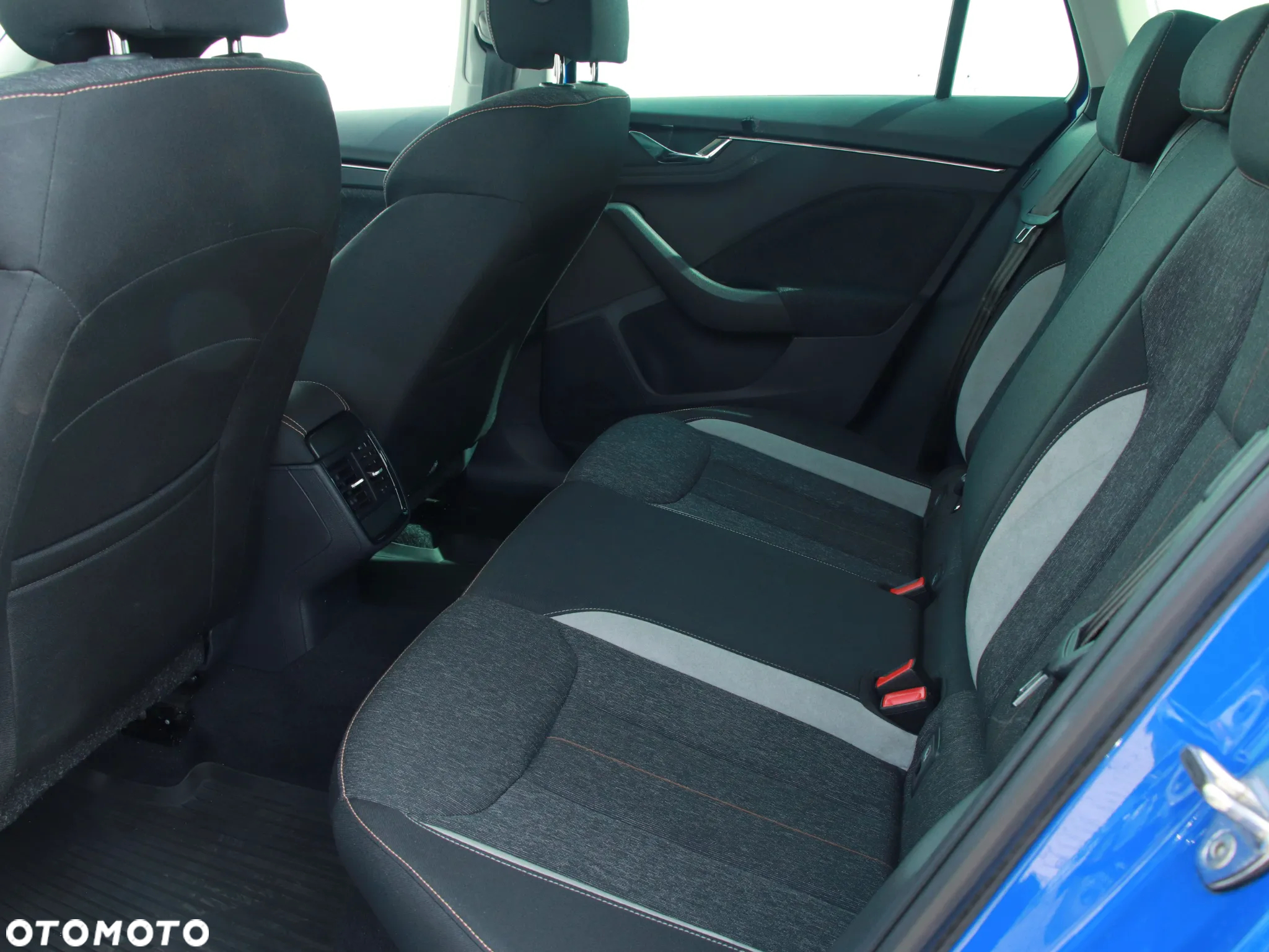 Skoda Kamiq 1.0 TSI Style DSG - 12