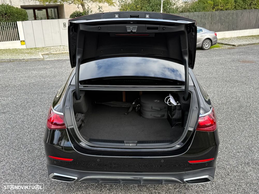 Mercedes-Benz E 300 Standard - 43