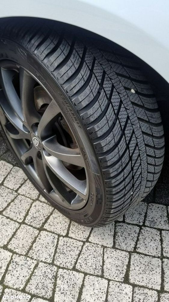 Kia Ceed - 10