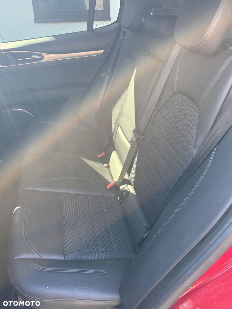 Alfa Romeo Stelvio 2.0 Turbo 16V AT8-Q4 Super - 11