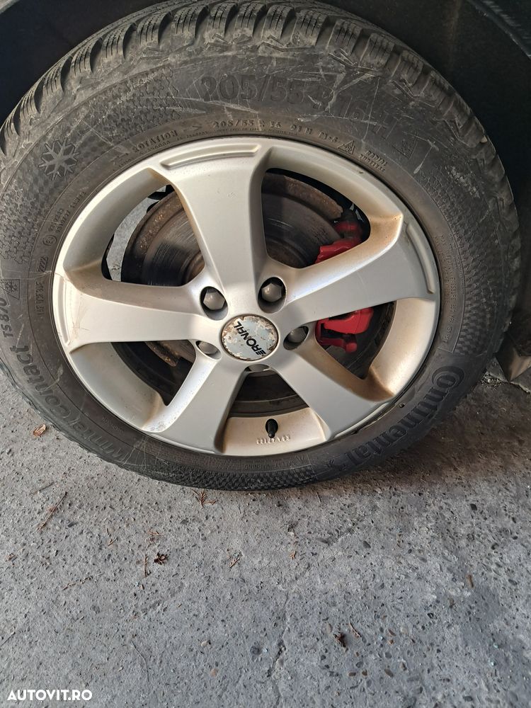 Skoda Octavia Combi 2.0 TDI DPF RS - 16