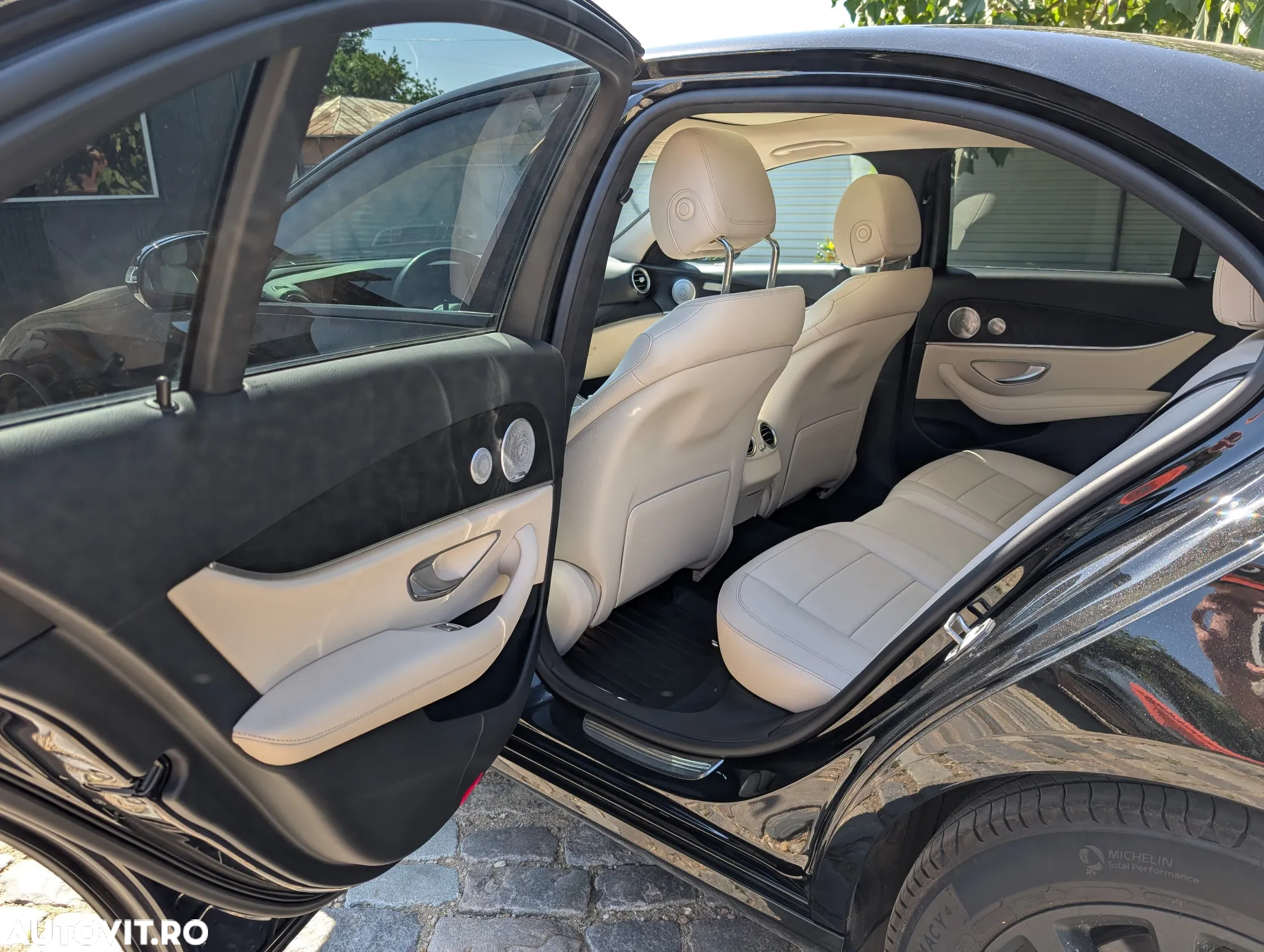 Mercedes-Benz E 200 d T 9G-TRONIC - 19