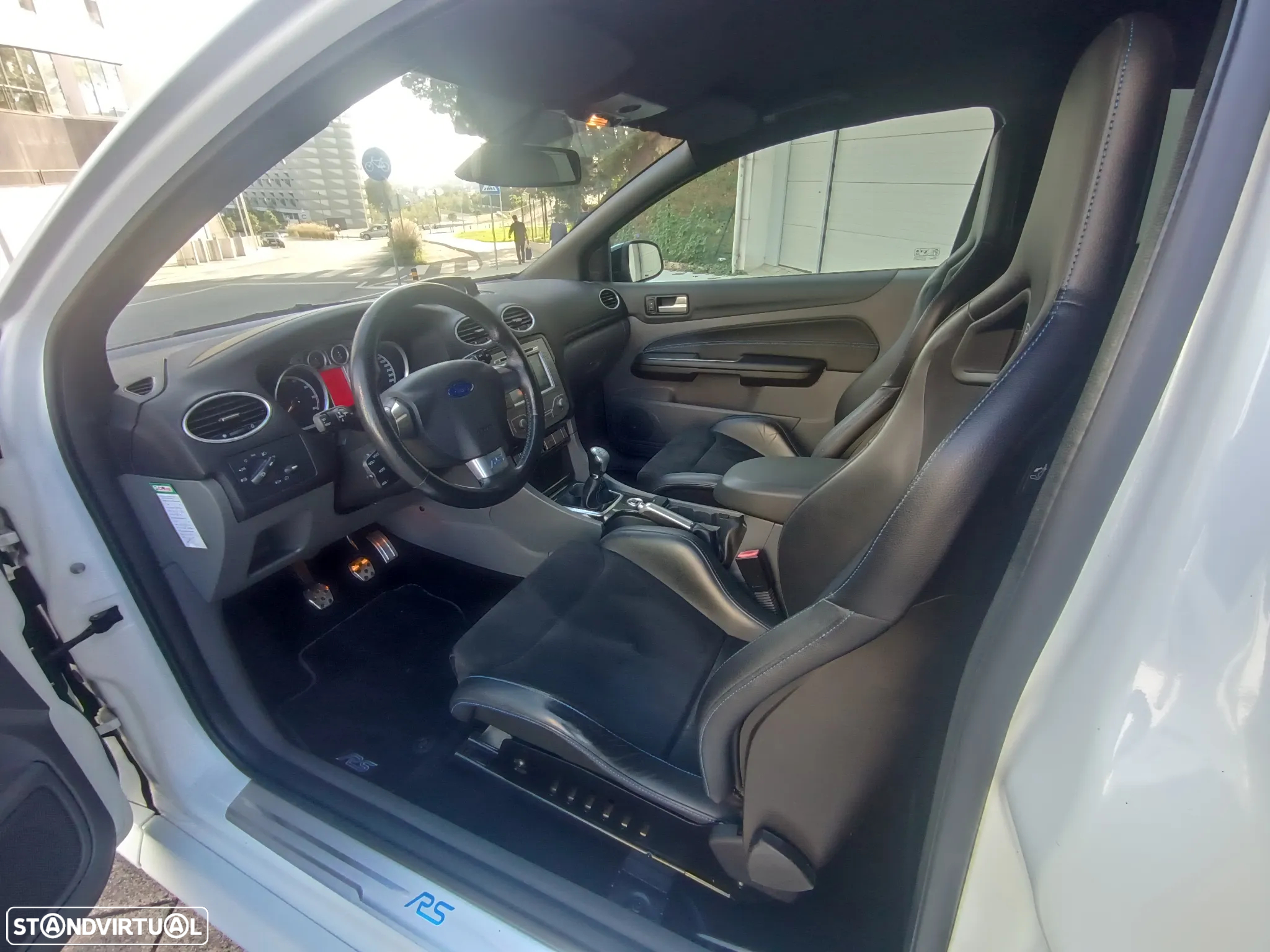Ford Focus 2.5 T RS - 15