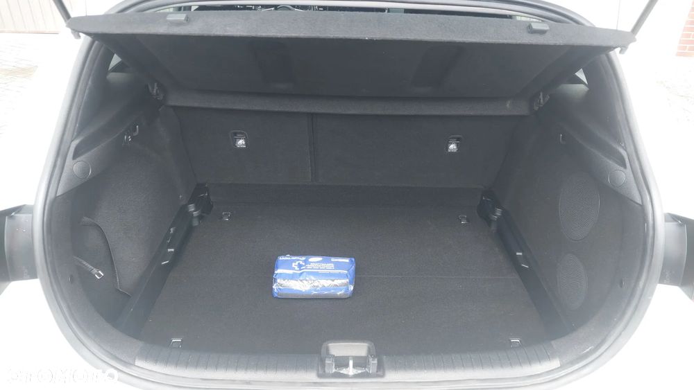 Kia Ceed 1.5 T-GDI GT-Line DCT - 39