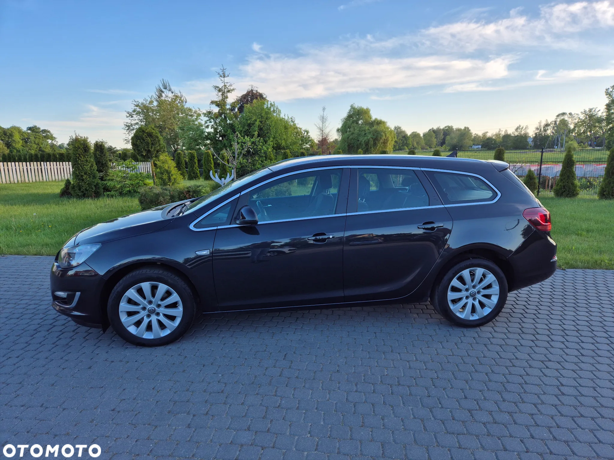 Opel Astra 1.6 D (CDTI) Start/Stop Sports Tourer Dynamic - 13