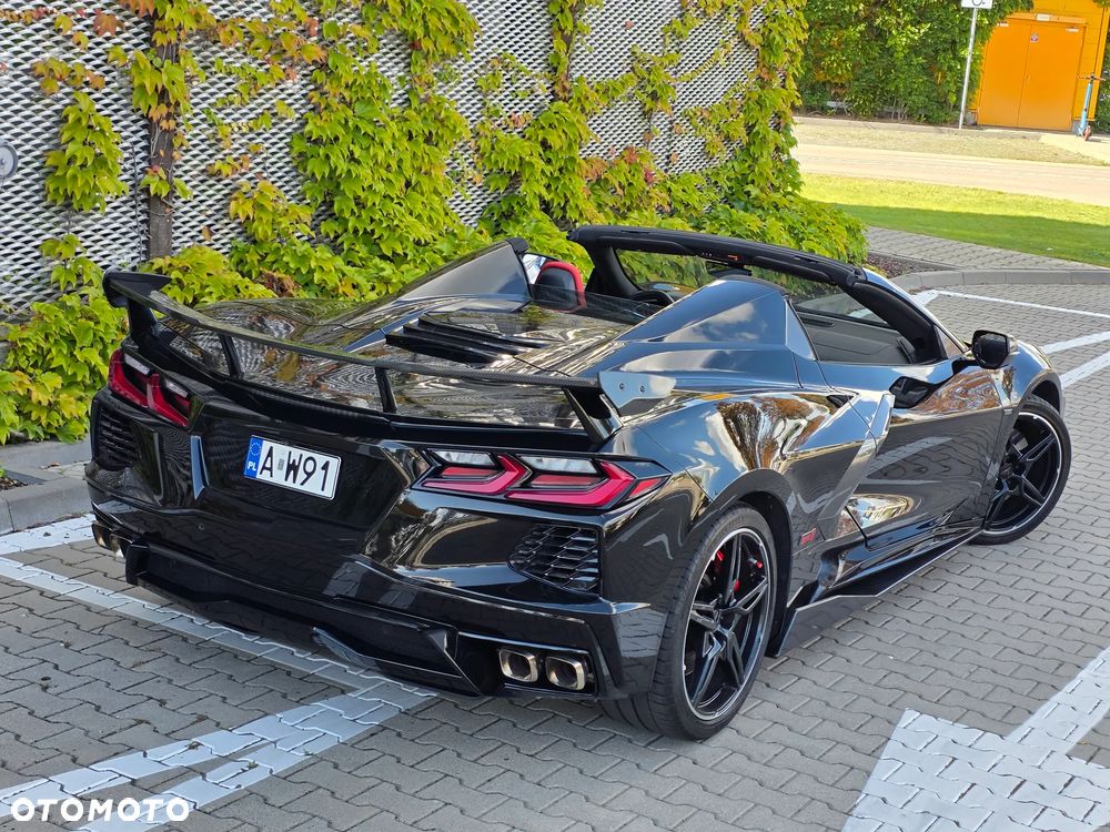 Chevrolet Corvette - 21