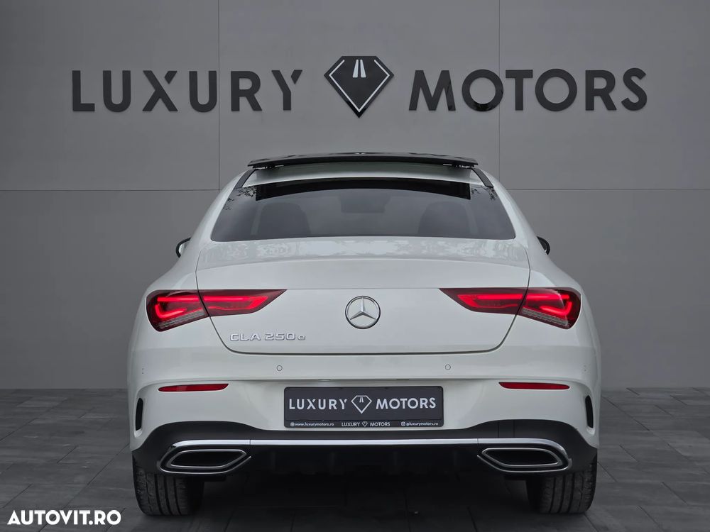 Mercedes-Benz CLA 250 e 8G-DCT AMG Line Advanced Plus - 16