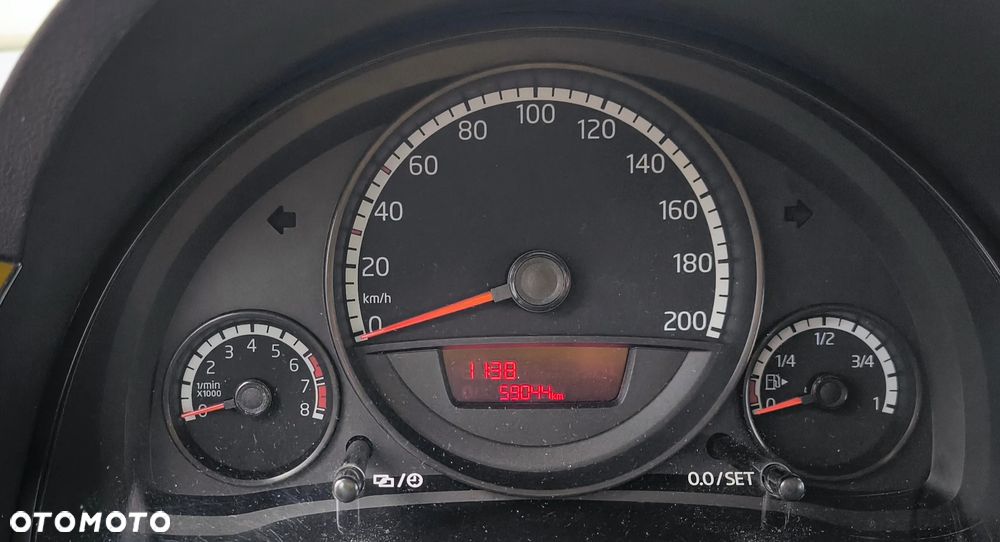 Volkswagen up! 1.0 move - 11