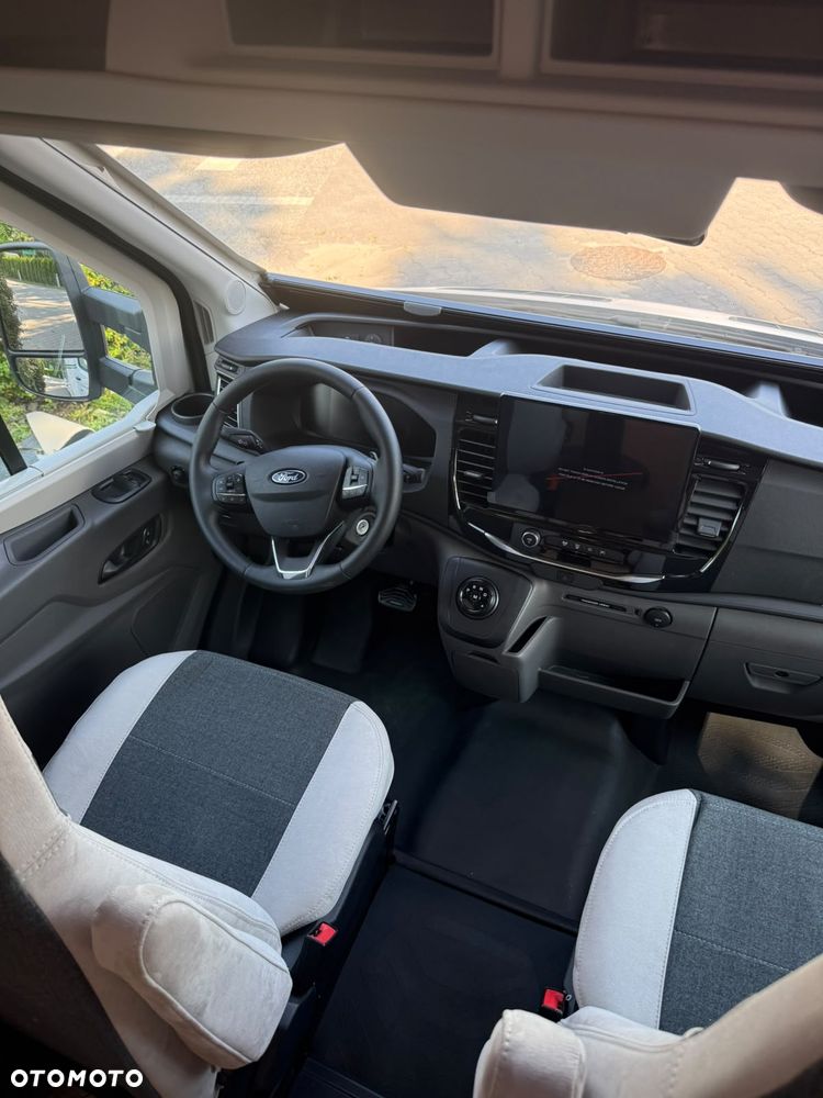 Ford Chausson 720 Titanium Line - 16