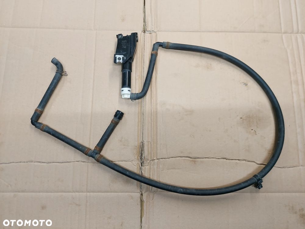 Mitsubishi Pajero IV Lift 12-15 Spryskiwacz Reflektora L Wąż