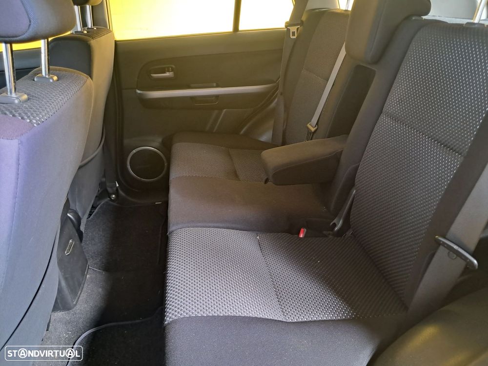 Suzuki Grand Vitara 1.9 DDiS X-Sport - 10