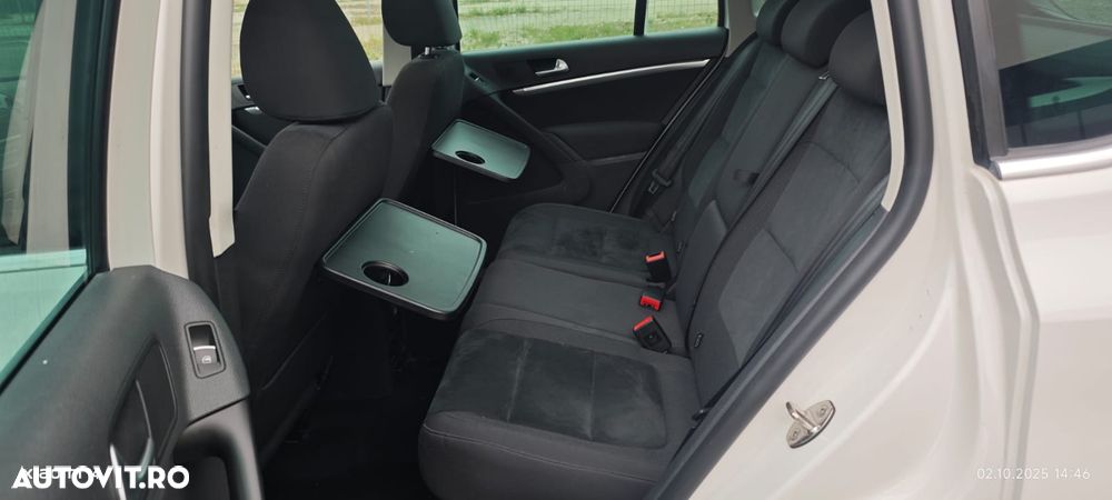 Volkswagen Tiguan - 8