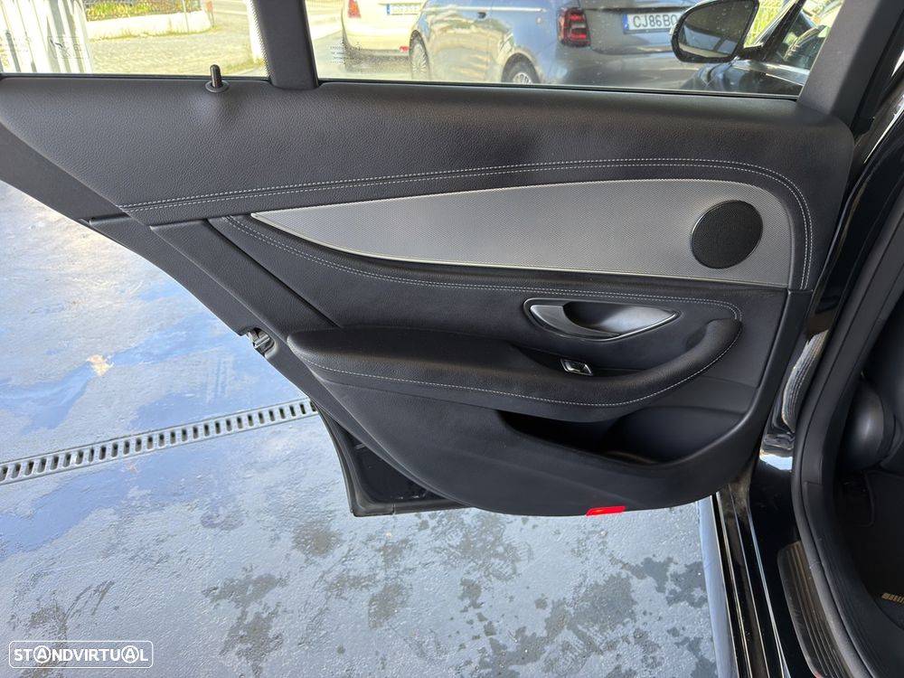 Mercedes-Benz E 220 d AMG Line - 25