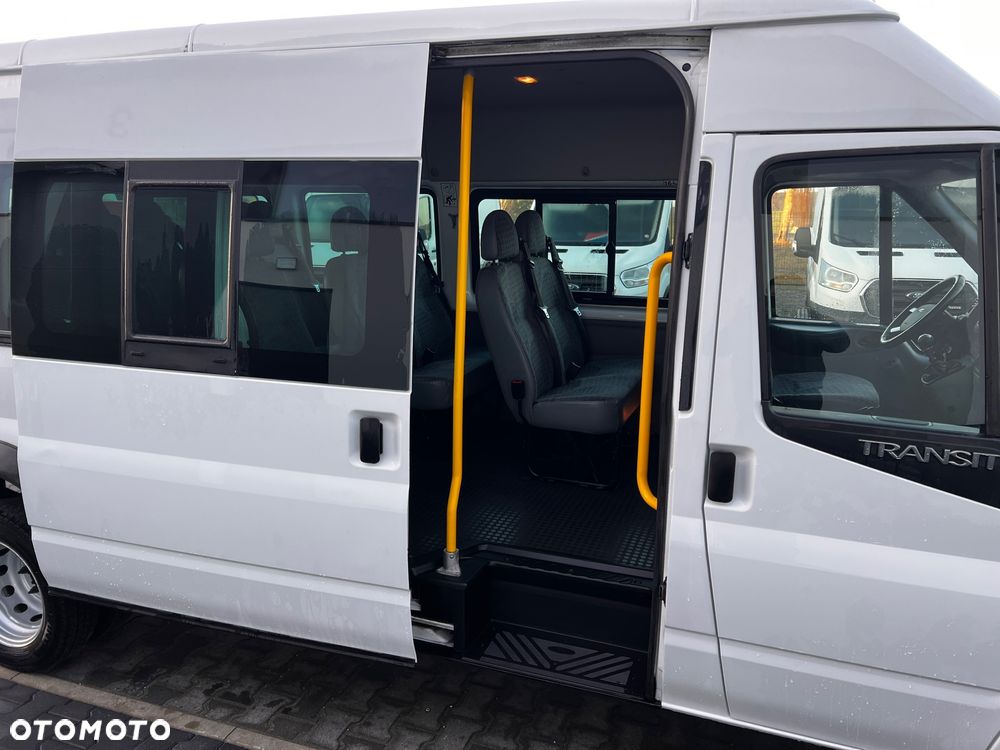 Ford Transit Autobus 17 osobowy - 23