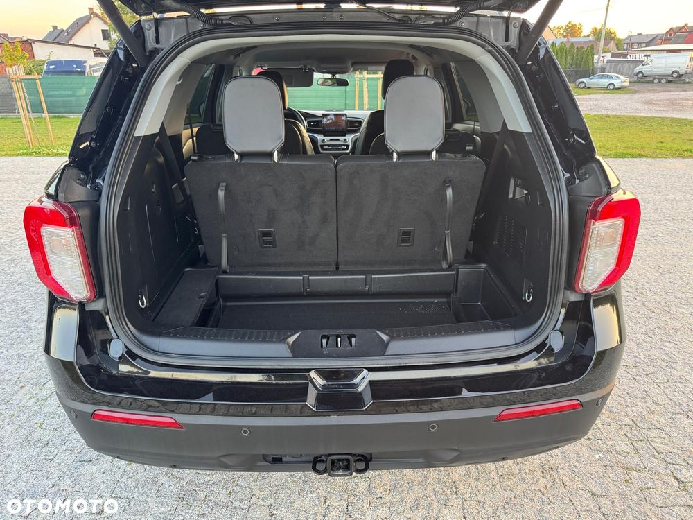 Ford Explorer - 13