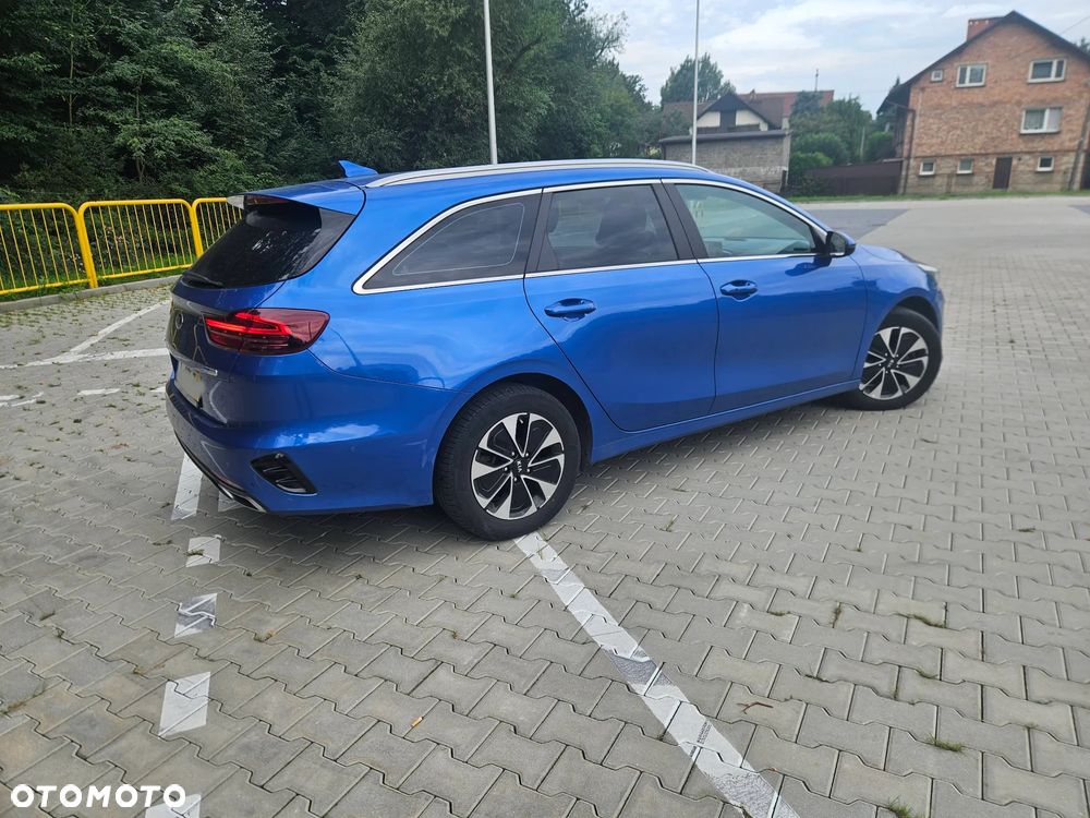 Kia Ceed 1.6 GDI DCT OPF Platinum - 4