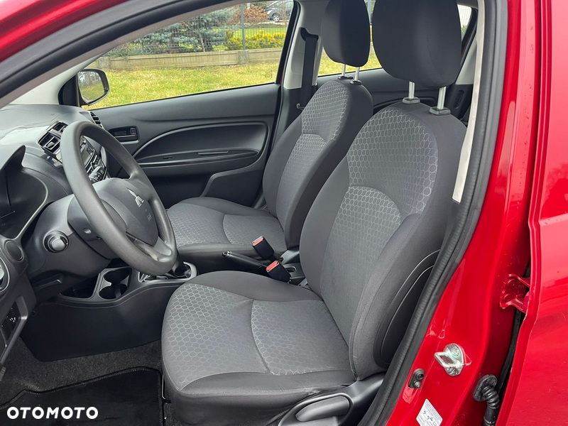 Mitsubishi Space Star - 8