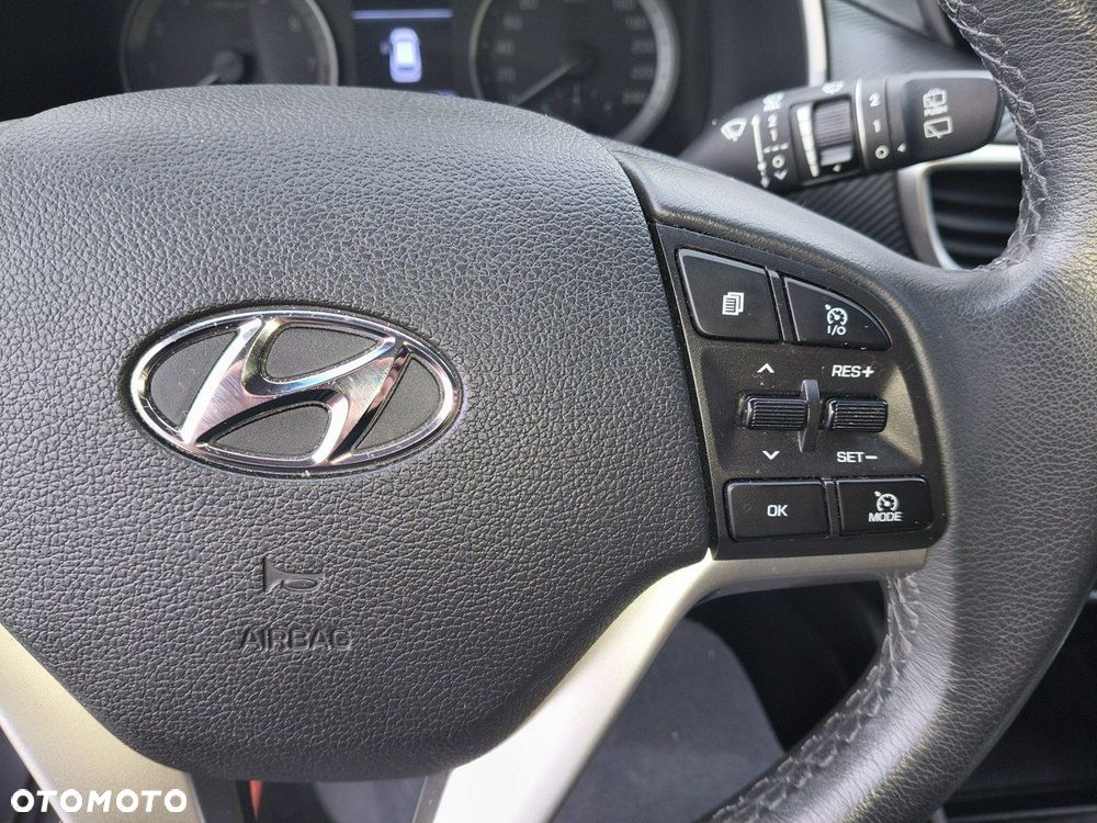 Hyundai Tucson 1.6 GDi 2WD Select - 11