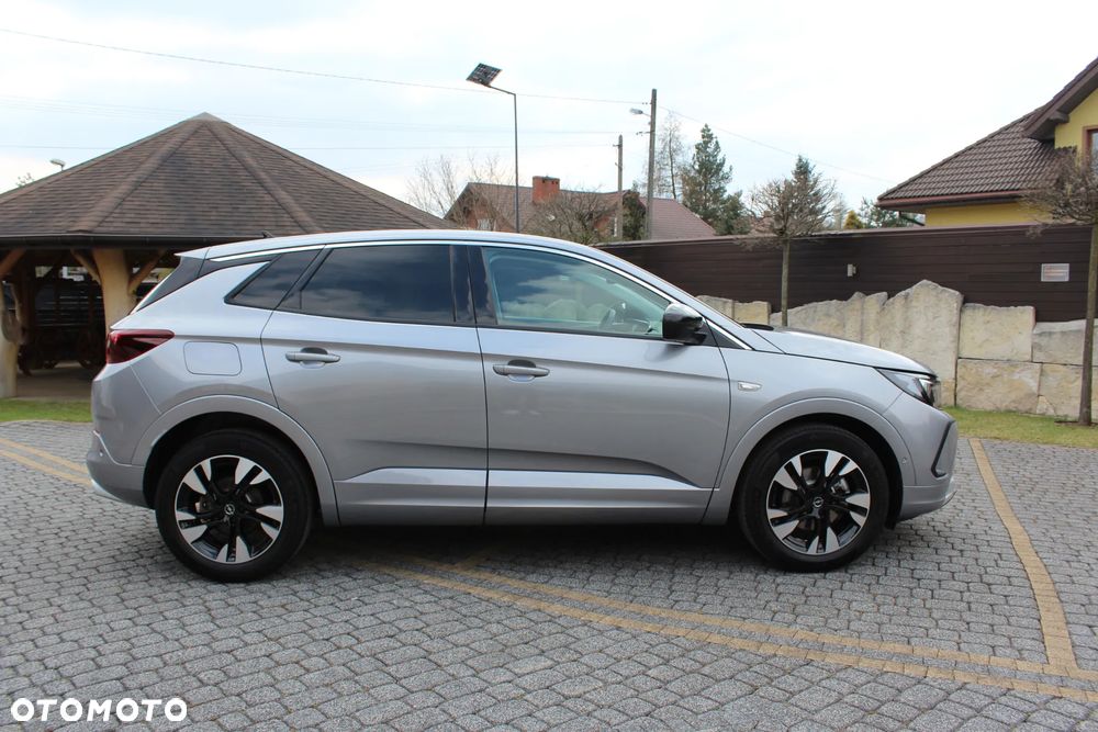 Opel Grandland 1.5 D Automatik Business Elegance - 11