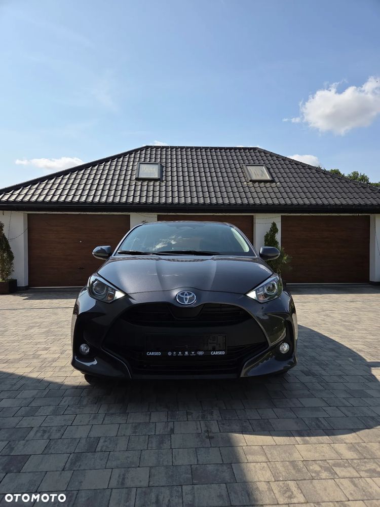 Toyota Yaris - 1