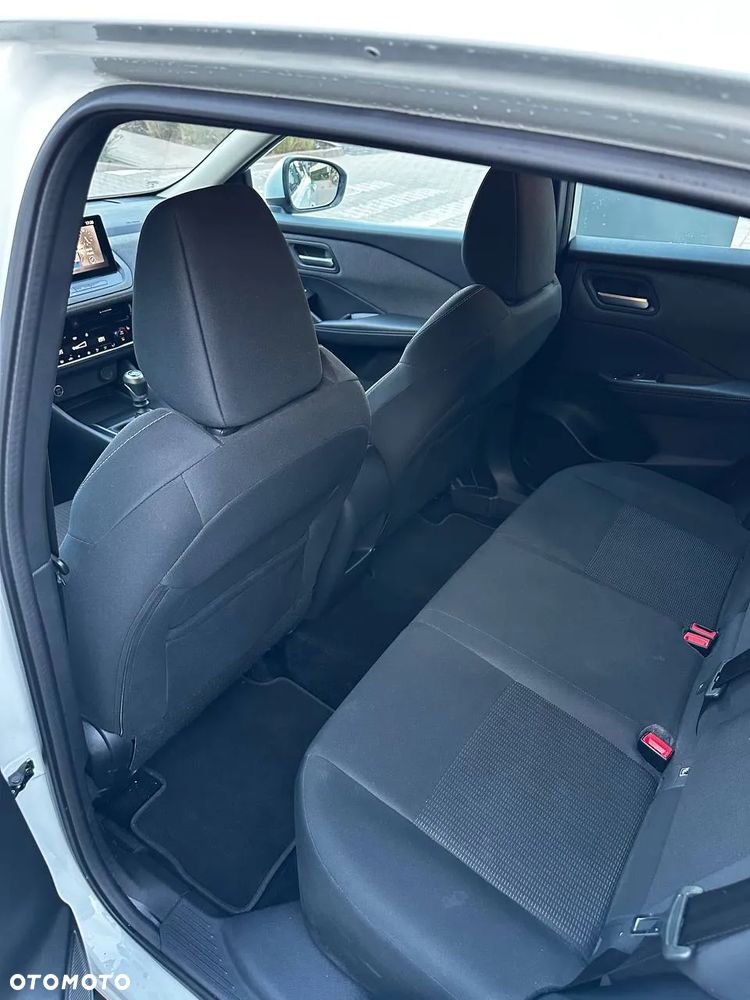 Nissan Qashqai - 11
