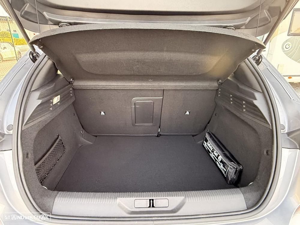 Peugeot 308 1.2 PureTech GT EAT8 - 45