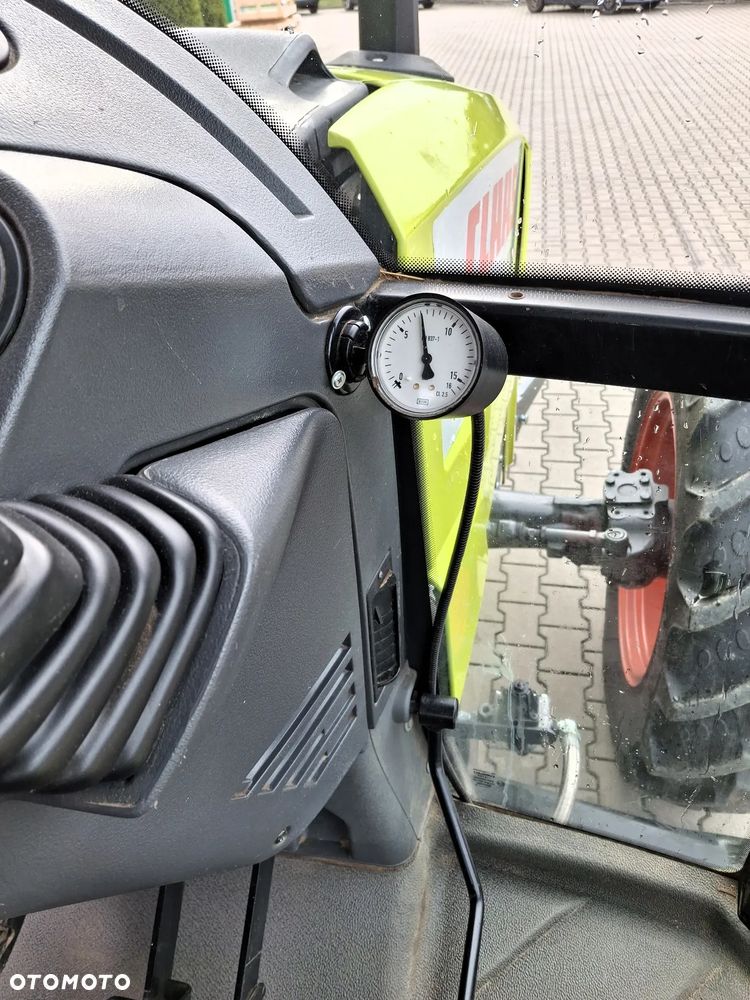 Claas Axos 340C - 22