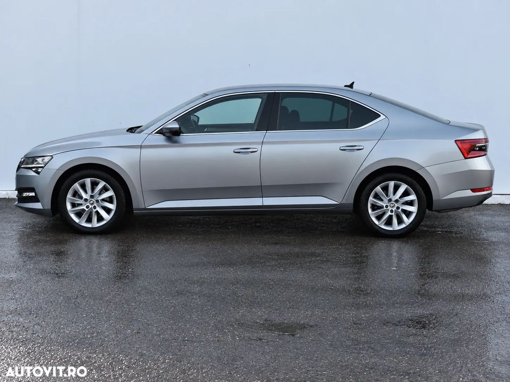 Skoda Superb 2.0 TSI DSG Ambition - 8