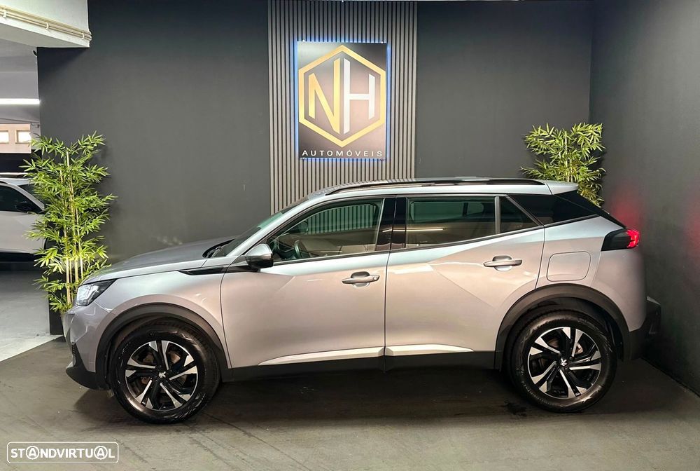 Peugeot 2008 1.2 PureTech Allure - 3