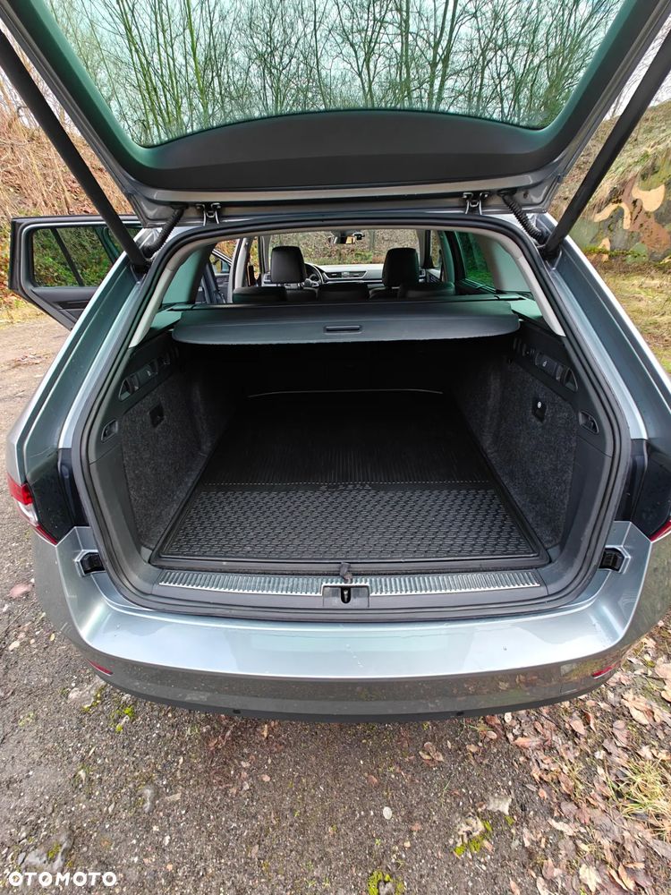 Skoda Superb 2.0 TSI L&K DSG - 16